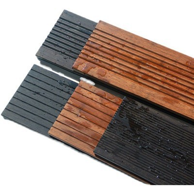 Do smooth bamboo floors attract dust easily?